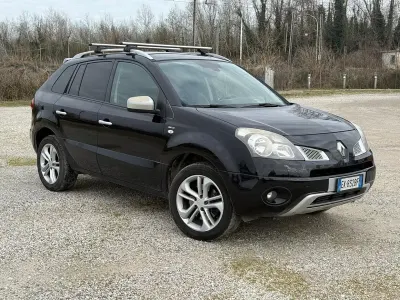 Usata Renault Koleos Luxe 150 CV (110 kW) 2011 Nero SUV