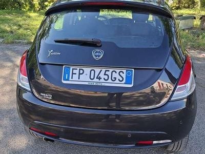 Occasion Lancia Ypsilon Gold 86 PK (63 kW) 2018 Zwart Hatchback