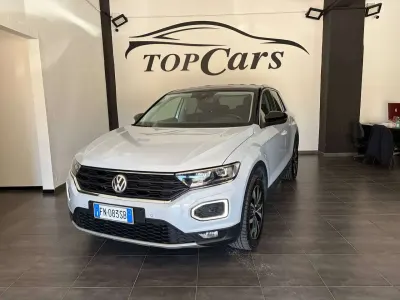 Usata VW T-Roc Style 116 CV (85 kW) 2018 Bianco SUV