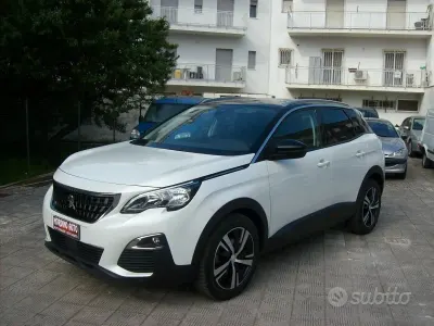 Usata Peugeot 3008 Allure 131 CV (96 kW) 2020 Bianco SUV