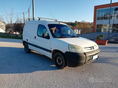 Usata Peugeot Partner 90 CV (66 kW) 2004 Bianco Monovolume