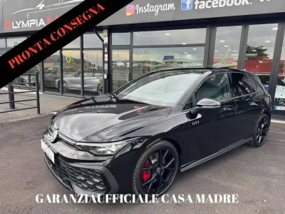 Usata VW Golf VIII GTI 265 CV (194 kW) 2025 Nero Berlina