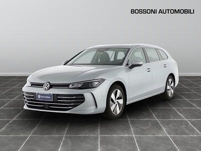 Usata VW Passat Business 150 CV (110 kW) 2024 Grigio Station wagon