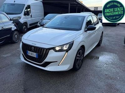 Usata Peugeot 208 Allure 102 CV (75 kW) 2022 Bianco Utilitaria