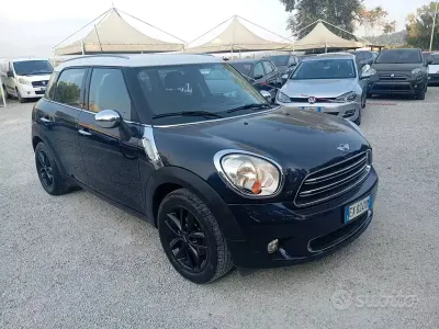 Usata Mini Cooper Countryman 111 CV (81 kW) 2014 Bluazzurro SUV