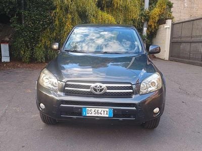 Usata Toyota RAV4 177 CV (130 kW) 2008 Grigio SUV