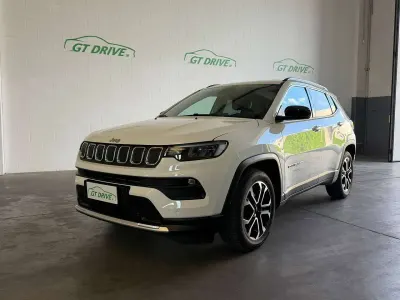 Usata Jeep Compass Limited 131 CV (96 kW) 2022 Bianco pastello SUV