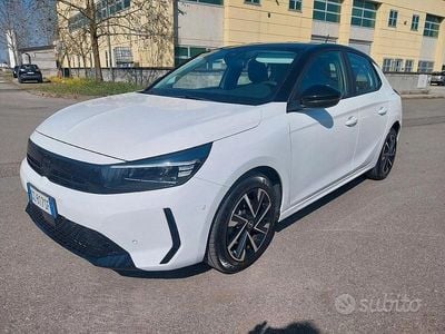 Usata Opel Corsa Ultimate 101 CV (74 kW) 2024 Bianco Utilitaria