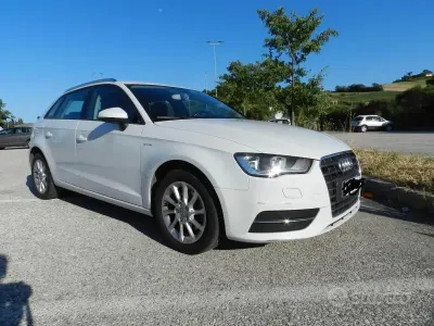Usata Audi A3 110 CV (80 kW) 2015 Bianco Berlina