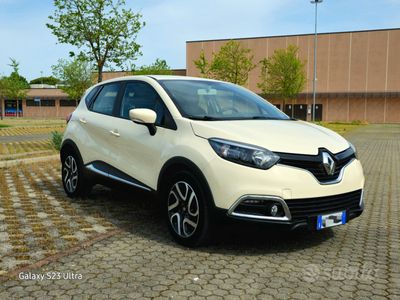 usata Renault Captur 100 mila km 2015 navigatore garanzi