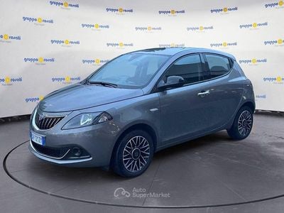 Usata Lancia Ypsilon 69 CV (50 kW) 2024 Grigio Utilitaria