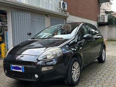 Usata Fiat Grande Punto 78 CV (57 kW) 2013 Nero Utilitaria
