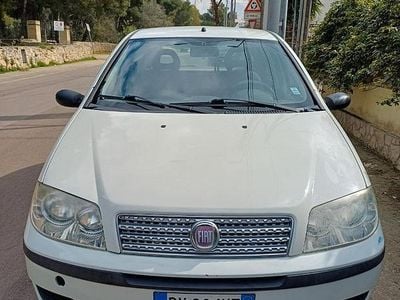 Usata Fiat Punto 77 CV (56 kW) 2009 Utilitaria