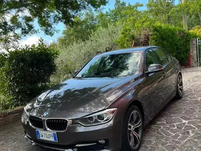 Usata BMW 320 Sport Line 184 CV (135 kW) 2014 Berlina