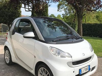 Bianco Usata 2011 Smart ForTwo Coupé Coupé | 5000 €