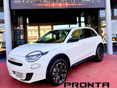 Usata Fiat 600 La Prima 101 CV (74 kW) 2025 Bianco SUV