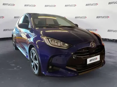 Usata Toyota Yaris Hybrid Trend 115 CV (84 kW) 2025 Blu/azzurro Berlina