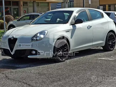 Usata Alfa Romeo Giulietta Distinctive 105 CV (77 kW) 2014 Bianco Utilitaria