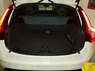 Usata Volvo V60 Business Edition 150 CV (110 kW) 2018 Station wagon
