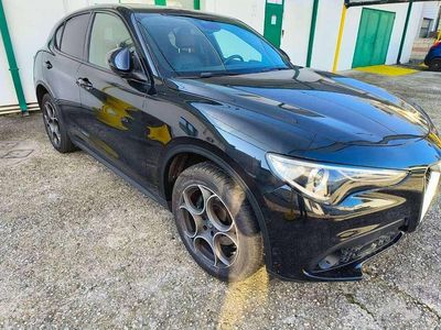 Usata Alfa Romeo Stelvio Executive 210 CV (154 kW) 2017 Nero SUV