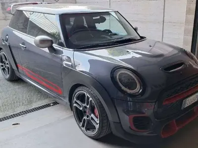 Usata Mini John Cooper Works Comfort 306 CV (225 kW) 2020 Grigio Utilitaria