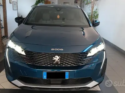 Usata Peugeot 5008 Allure 131 CV (96 kW) 2023 Blu SUV