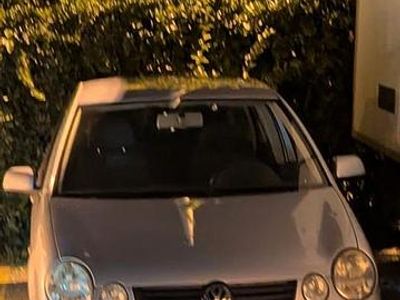 Usata VW Polo 75 CV (55 kW) 2004 Grigio Utilitaria
