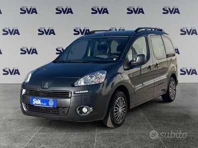 Begagnad Peugeot Partner Tepee Active 92 HK (67 kW) 2014 Grå Minibuss