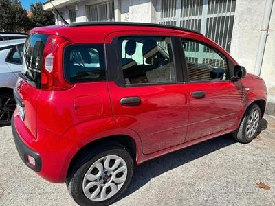 Usata Fiat Panda 70 CV (51 kW) 2015 Rosso Utilitaria