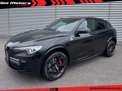 Usata Alfa Romeo Stelvio Quadrifoglio 510 CV (375 kW) 2022 Nero SUV