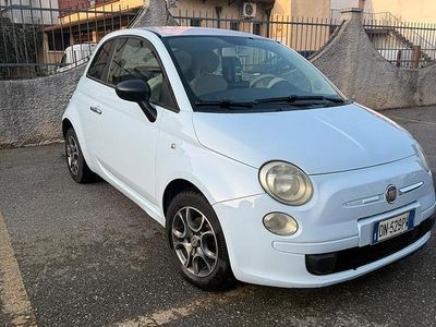 Usata Fiat 500 Pop 69 CV (50 kW) 2008 Blu/azzurro Utilitaria