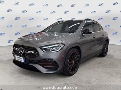 Usata Mercedes GLA200 Premium 150 CV (110 kW) 2021 Grigio SUV