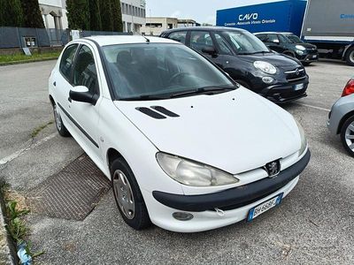 Usata Peugeot 206 105 CV (77 kW) 2000 Bianco Station wagon