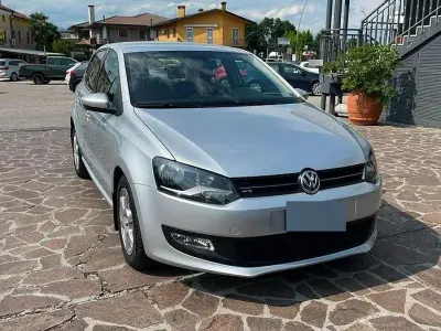 Usata VW Polo 75 CV (55 kW) 2009 Grigio Utilitaria
