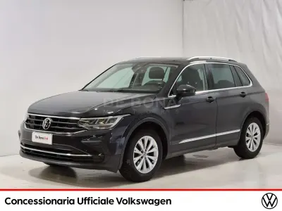 Usata VW Tiguan Life 150 CV (110 kW) 2021 Urano grey SUV