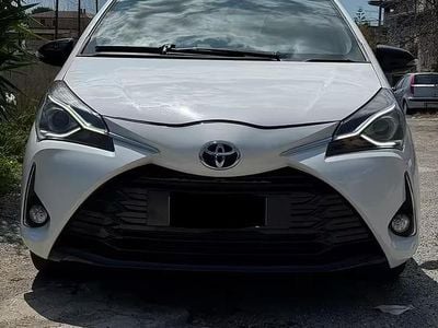 Occasion Toyota Yaris 90 ch (66 kW) 2016 Blanc Berline