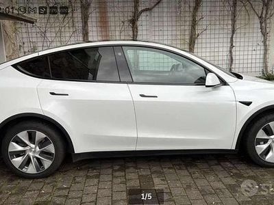 Usata Tesla Model Y Long Range AWD 378 kW (514 CV) 2021 SUV