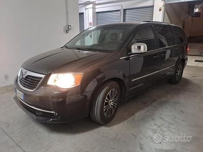 Usata Lancia Voyager S 177 CV (130 kW) 2014 Nero Monovolume