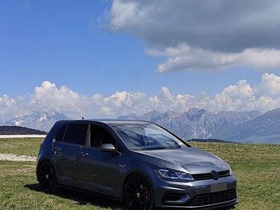 Usata VW Golf VIII R-line 245 CV (180 kW) 2020 Grigio Berlina