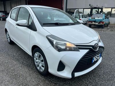 usata Toyota Yaris 1.0 5 porte Lounge