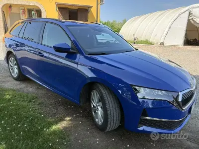 Usata Skoda Octavia Executive 116 CV (85 kW) 2025 Bluazzurro Station wagon
