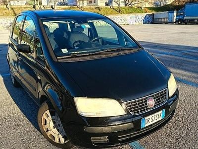 Usata Fiat Idea 90 CV (66 kW) 2008 Nero Monovolume
