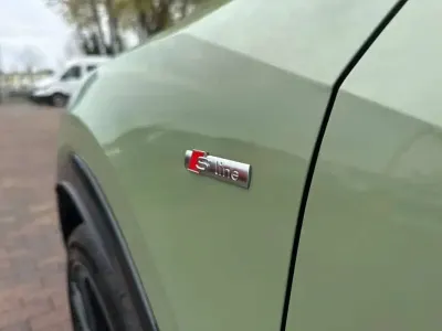 Usata Audi Q2 Ambiente 150 CV (110 kW) 2021 Verde SUV