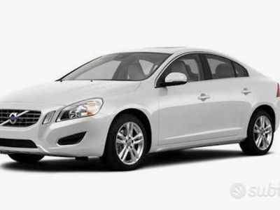 Usata Volvo S60 2012 Bianco Berlina