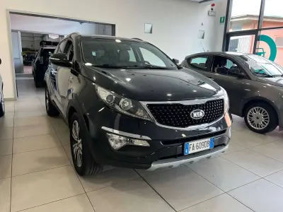 Second-hand Kia Sportage 184 CP (135 kW) 2015 Negru SUV