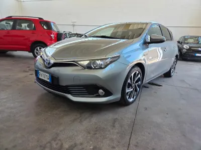 Usata Toyota Auris Hybrid