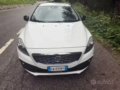 Usata Volvo V40 CC Business Edition 115 CV (84 kW) 2014 Station wagon