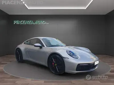 Usata Porsche 911 Carrera S 450 CV (330 kW) 2022 Grigio