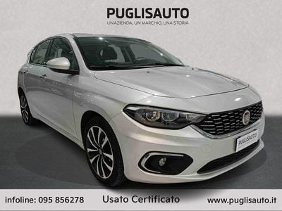 Usata Fiat Tipo Lounge 120 CV (88 kW) 2017 Argento Berlina