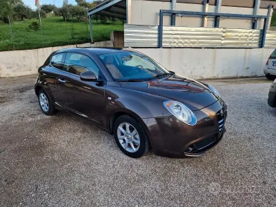 Usata Alfa Romeo MiTo Progression 85 CV (62 kW) 2012 Marrone Utilitaria